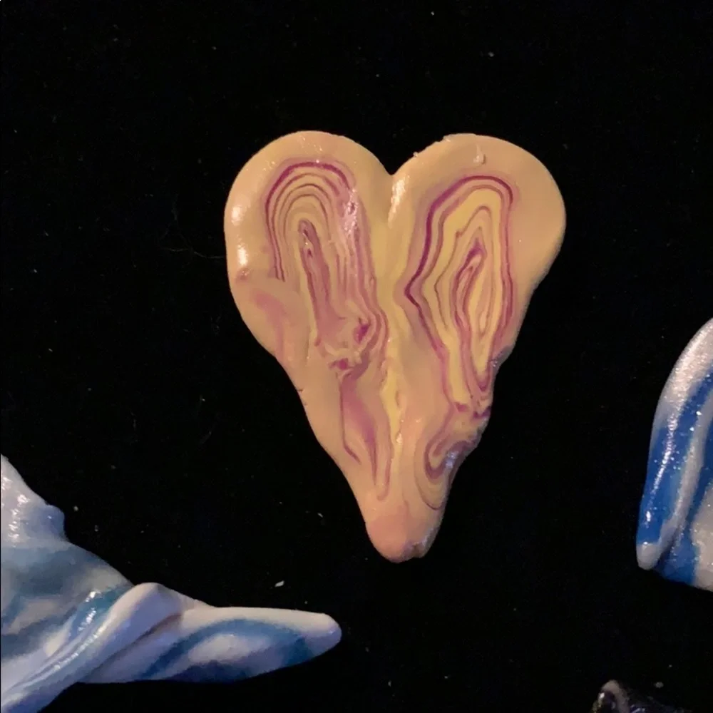 Set o/5 Polymer Handmade Art Hearts-No 2 Are Alike